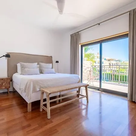 Hideaway - Golf, Pool & Appartement Vilamoura
